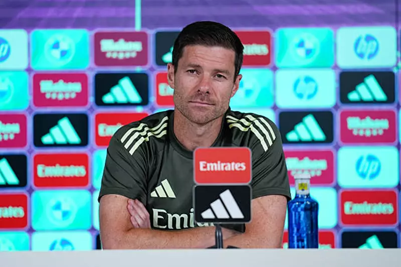 ألونسو وحقبة جديدة في ريال مدريد: تحليل معدل أعمار التشكيلة وتأثيره على الإنجازات