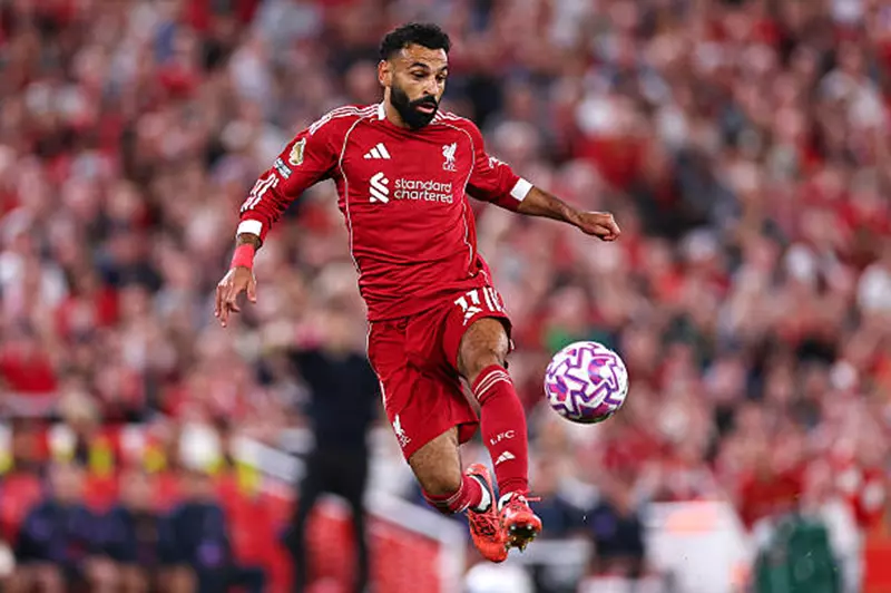 الهدف الـ250 ومعادلة ماني.. رقمان قياسيان ينتظران صلاح أمام كريستال بالاس