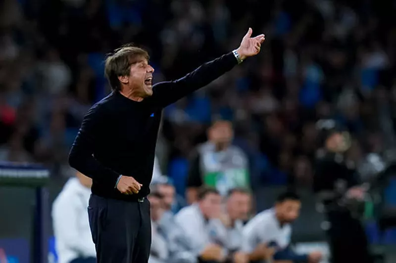 كونتي يترقب.. خبر سار وآخر صادم من مستشفى نابولي