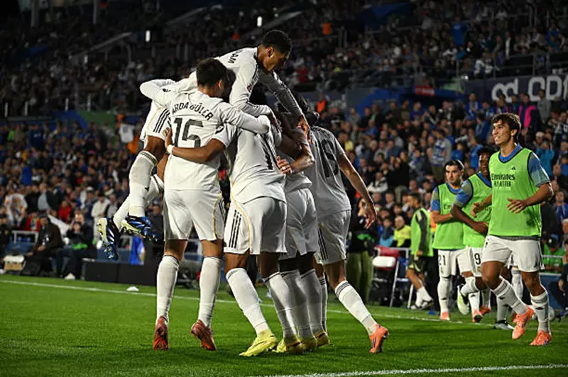 نجم ريال مدريد يحسم موقفه من الانتقال إلى الدوري الفرنسي